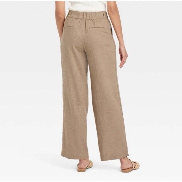 Women's Khaki Wide-Leg Trousers with Pocket Detailing - Picture 1 of 6